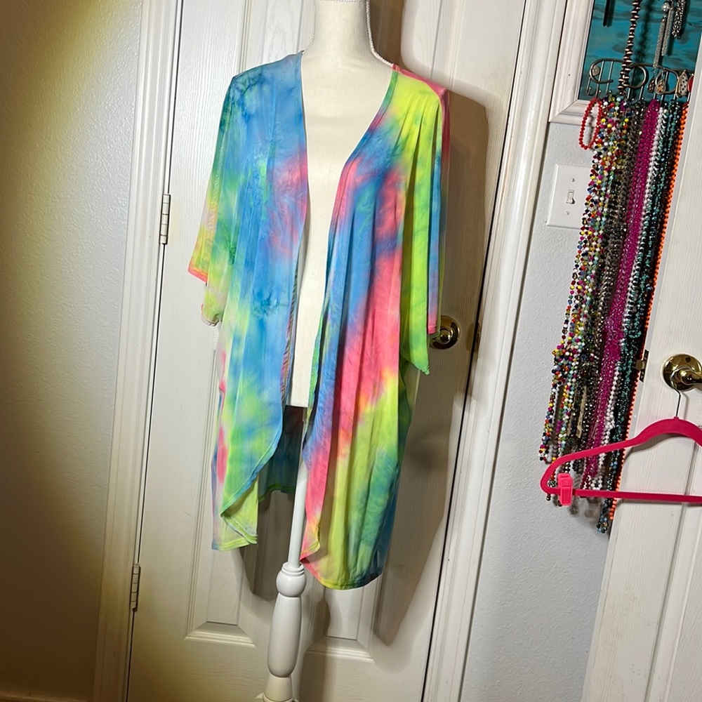 Sheer, tie dyed kimono
